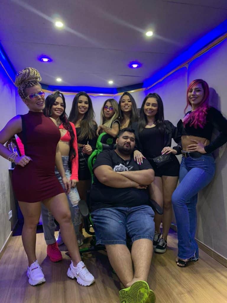 Jaquelline e equipe