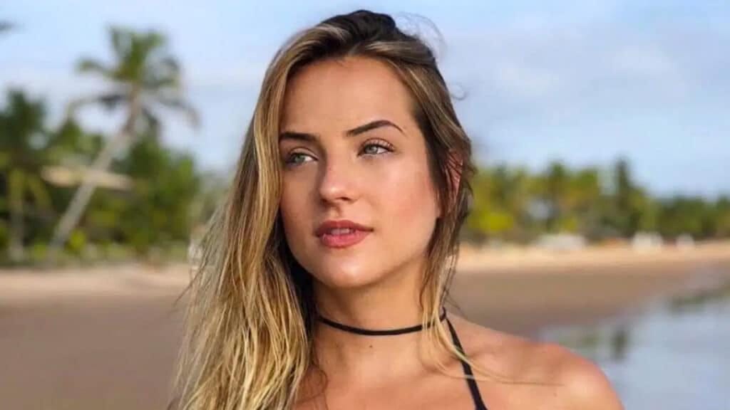 Gabi Martins