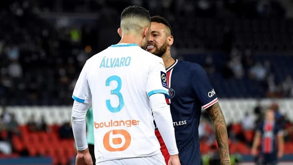 Neymar expulso de jogo do PSG x Olympique