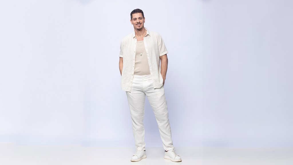 O ator e diretor Sacha Bali